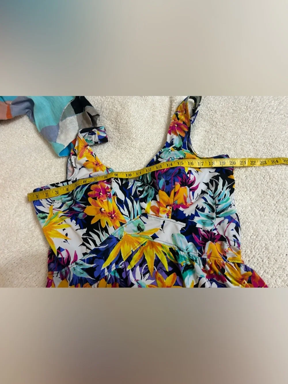 Rose Marie Reid Swim Dress Size 18 Colorful Tropical One Piece Swimsuit Padded